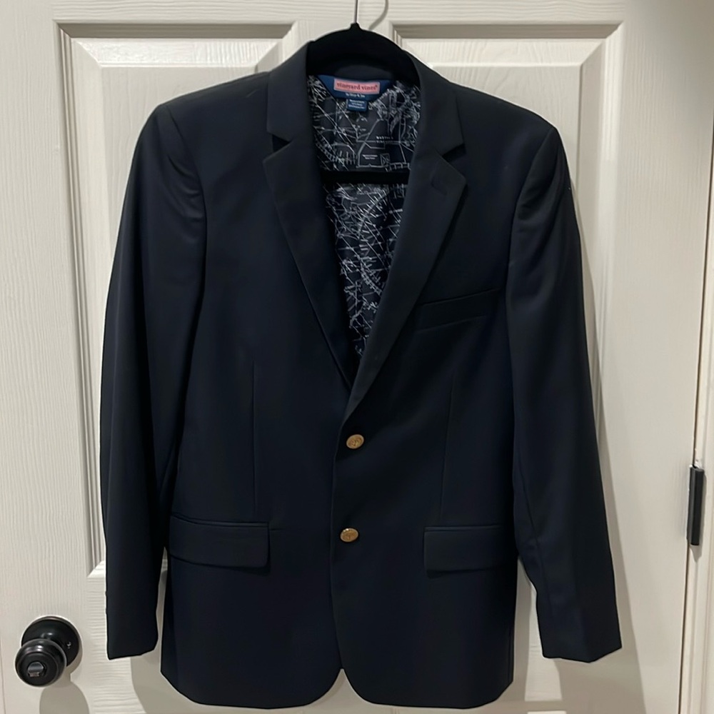 Boys Vineyard Vines navy sport coat